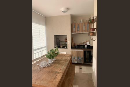 Apartamento à venda com 112m², 2 quartos e 2 vagasFoto 01