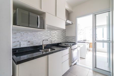 Apartamento para alugar com 67m², 2 quartos e 2 vagas Apartamento para alugar com 67m², 2 quartos e 2 vagasCozinha