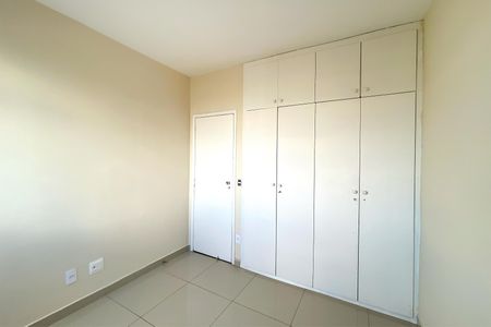Apartamento à venda com 123m², 3 quartos e 2 vagas Apartamento à venda com 123m², 3 quartos e 2 vagasQuarto 2