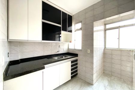 Apartamento à venda com 123m², 3 quartos e 2 vagas Apartamento à venda com 123m², 3 quartos e 2 vagasCozinha