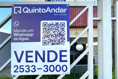 Apartamento à venda com 123m², 3 quartos e 2 vagas Apartamento à venda com 123m², 3 quartos e 2 vagasPlaca