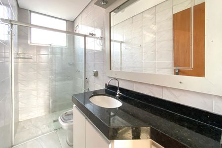 Apartamento à venda com 123m², 3 quartos e 2 vagas Apartamento à venda com 123m², 3 quartos e 2 vagasBanheiro