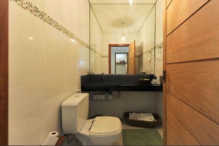 Casa para alugar com 357m², 4 quartos e 4 vagas