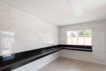 Casa à venda com 390m², 7 quartos e 6 vagasCozinha