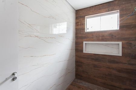 Casa à venda com 390m², 7 quartos e 6 vagasBanheiro Social 2