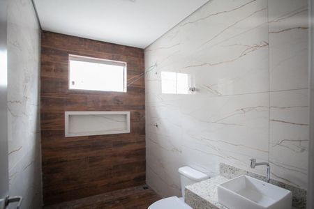 Casa à venda com 390m², 7 quartos e 6 vagasBanheiro Social 2