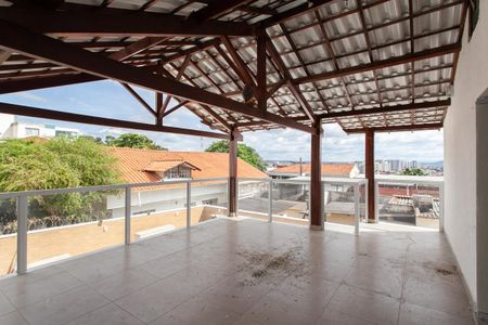 Casa à venda com 390m², 7 quartos e 6 vagasVaranda 1