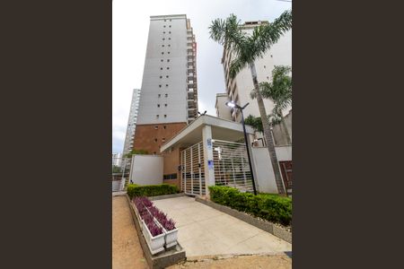 Apartamento para alugar com 49m², 1 quarto e 1 vagaFachada