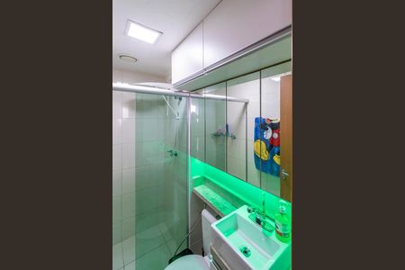 Apartamento à venda com 49m², 2 quartos e 1 vaga Apartamento à venda com 49m², 2 quartos e 1 vagaBanheiro Social