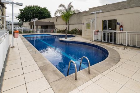 Apartamento à venda com 48m², 2 quartos e sem vagaÁrea comum - Piscina