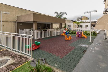 Apartamento à venda com 48m², 2 quartos e sem vagaÁrea comum - Playground