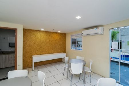 Apartamento à venda com 48m², 2 quartos e sem vagaÁrea comum - Salão de festas infantil