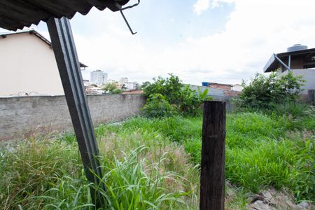 Casa para alugar com 170m², 3 quartos e 4 vagas Casa para alugar com 170m², 3 quartos e 4 vagasQuintal