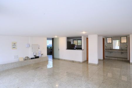 Apartamento à venda com 143m², 4 quartos e 3 vagasÁrea comum - Salão de festas