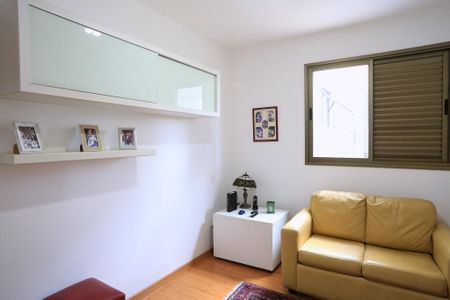 Apartamento à venda com 143m², 4 quartos e 3 vagasSemi-Suíte 1
