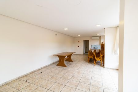 Apartamento para alugar com 60m², 2 quartos e 1 vaga Apartamento para alugar com 60m², 2 quartos e 1 vagaÁrea comum - Salão de festas