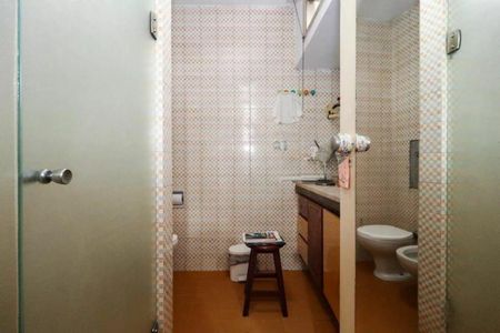 Casa à venda com 4 quartos, 300m² em Jardim Leonor, São Paulo