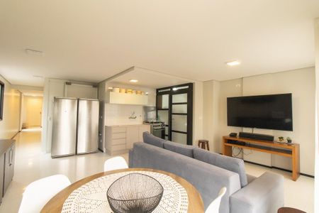 Apartamento para alugar com 100m², 2 quartos e 2 vagas Apartamento para alugar com 100m², 2 quartos e 2 vagasSala/Cozinha