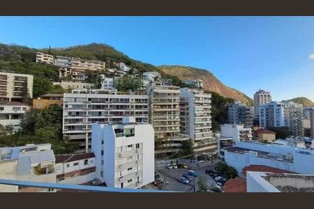 Apartamento à venda com 105m², 2 quartos e 1 vaga