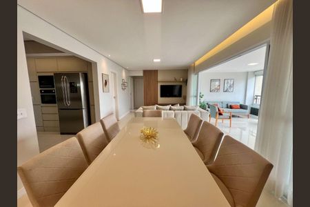 Apartamento à venda com 3 quartos, 135m² em Parque São Jorge, São Paulo