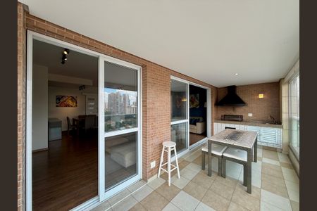 Apartamento à venda com 132m², 3 quartos e 3 vagasVaranda