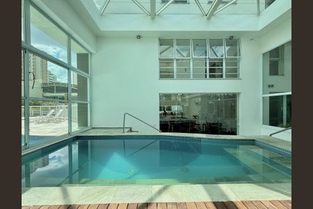 Apartamento à venda com 132m², 3 quartos e 3 vagasPiscina Coberta