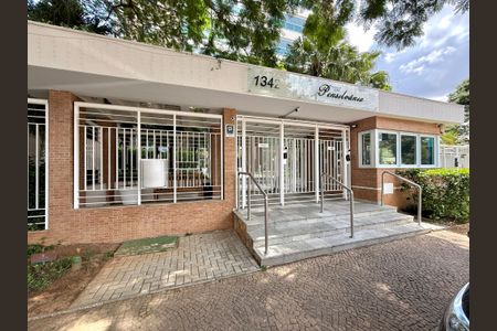 Apartamento à venda com 132m², 3 quartos e 3 vagasFachada