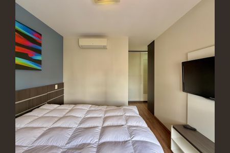 Apartamento à venda com 132m², 3 quartos e 3 vagasSuíte 1