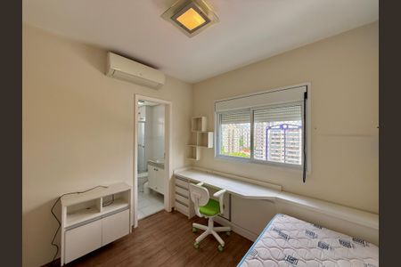 Apartamento à venda com 132m², 3 quartos e 3 vagasSuíte 2