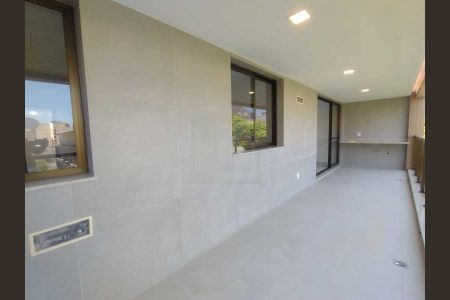 Apartamento à venda com 105m², 3 quartos e 1 vaga