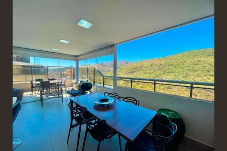 Apartamento à venda com 4 quartos, 277m² em Sion, Belo Horizonte