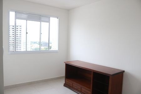 Sala de apartamento para alugar com 2 quartos, 34m² em Parque Industrial Tomas Edson, São Paulo