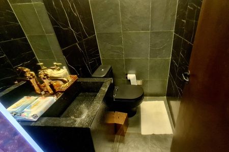 Apartamento à venda com 145m², 4 quartos e 2 vagasLavabo