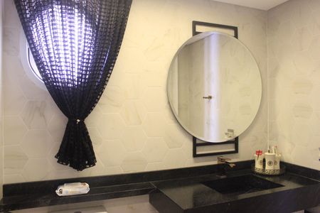 Apartamento à venda com 145m², 4 quartos e 2 vagasBanheiro da Suíte 2