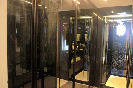 Apartamento à venda com 145m², 4 quartos e 2 vagasCloset da suite 1