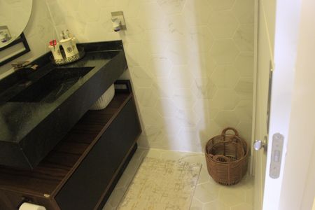 Apartamento à venda com 145m², 4 quartos e 2 vagasBanheiro da Suíte 2
