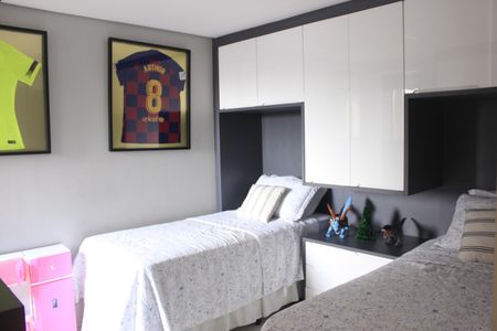 Apartamento à venda com 145m², 4 quartos e 2 vagasSuíte 2