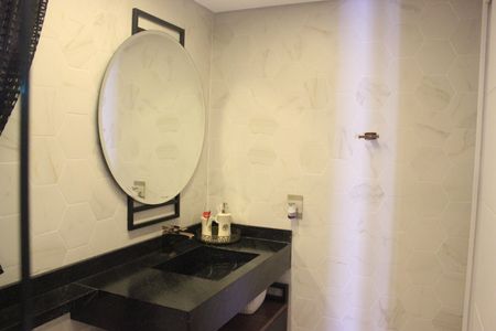 Apartamento à venda com 145m², 4 quartos e 2 vagasBanheiro da Suíte 2