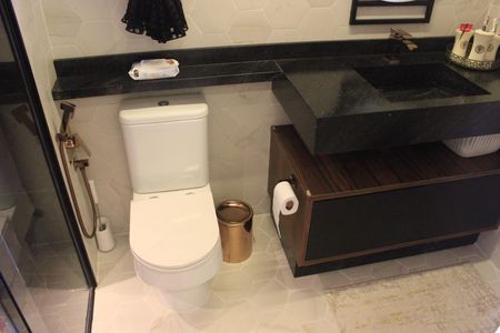 Apartamento à venda com 145m², 4 quartos e 2 vagasBanheiro da Suíte 2