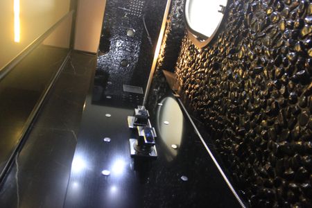 Apartamento à venda com 145m², 4 quartos e 2 vagasBanheiro da Suite 1