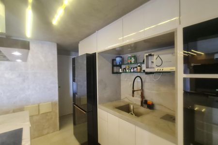 Apartamento à venda com 145m², 4 quartos e 2 vagasCozinha 