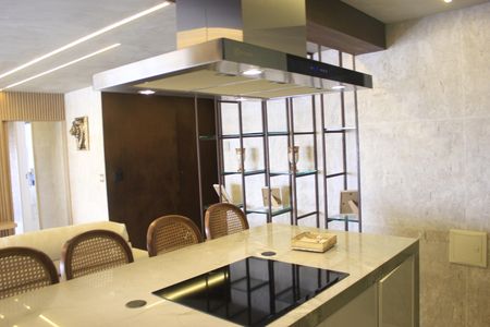 Apartamento à venda com 145m², 4 quartos e 2 vagasCozinha 