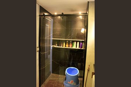 Apartamento à venda com 145m², 4 quartos e 2 vagasBanheiro da Suíte 2