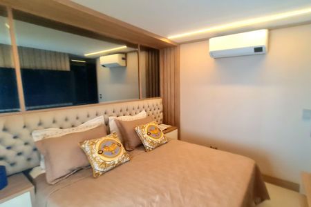 Apartamento à venda com 145m², 4 quartos e 2 vagasSuíte 1