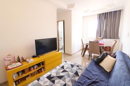 Sala de apartamento à venda com 2 quartos, 65m² em Quitaúna, Osasco