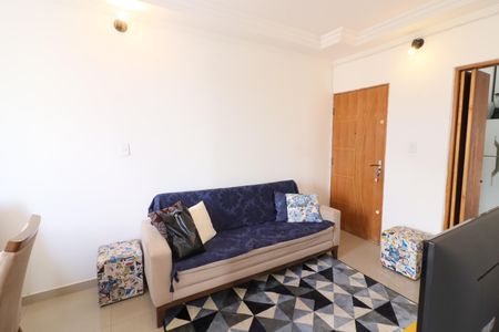 Sala de apartamento à venda com 2 quartos, 65m² em Quitaúna, Osasco