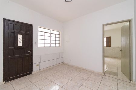 Sala de casa para alugar com 1 quarto, 125m² em Vila Ré, São Paulo