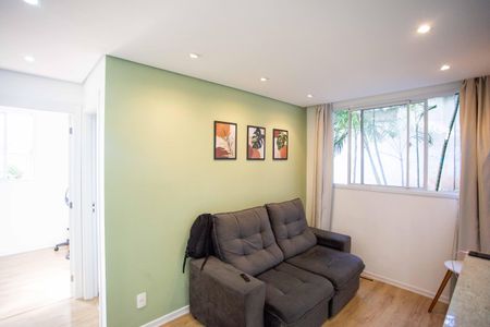 Sala de apartamento à venda com 2 quartos, 38m² em Jardim Miriam, São Paulo
