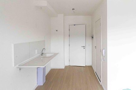 Cozinha de kitnet/studio para alugar com 1 quarto, 17m² em Jardim Imperador (zona Leste), São Paulo