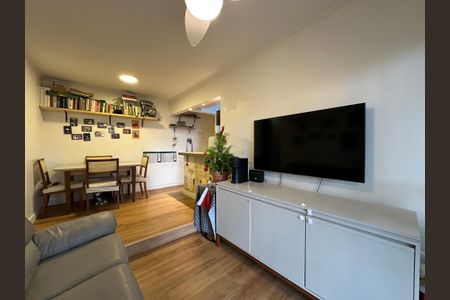 Sala de apartamento à venda com 2 quartos, 50m² em Alto de Pinheiros, São Paulo